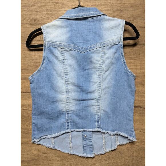 Maurices Wmns Sz M Blue Jean Denim White Lace Button Vest Top Cowboy Western - Picture 5 of 7